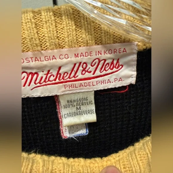 Mitchell & Ness Black and Yellow Lakers Crew Neck Sweater
